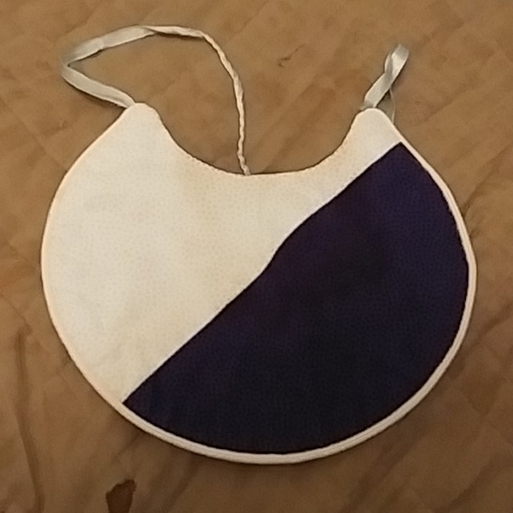 Bibs - Picture 15 of 16